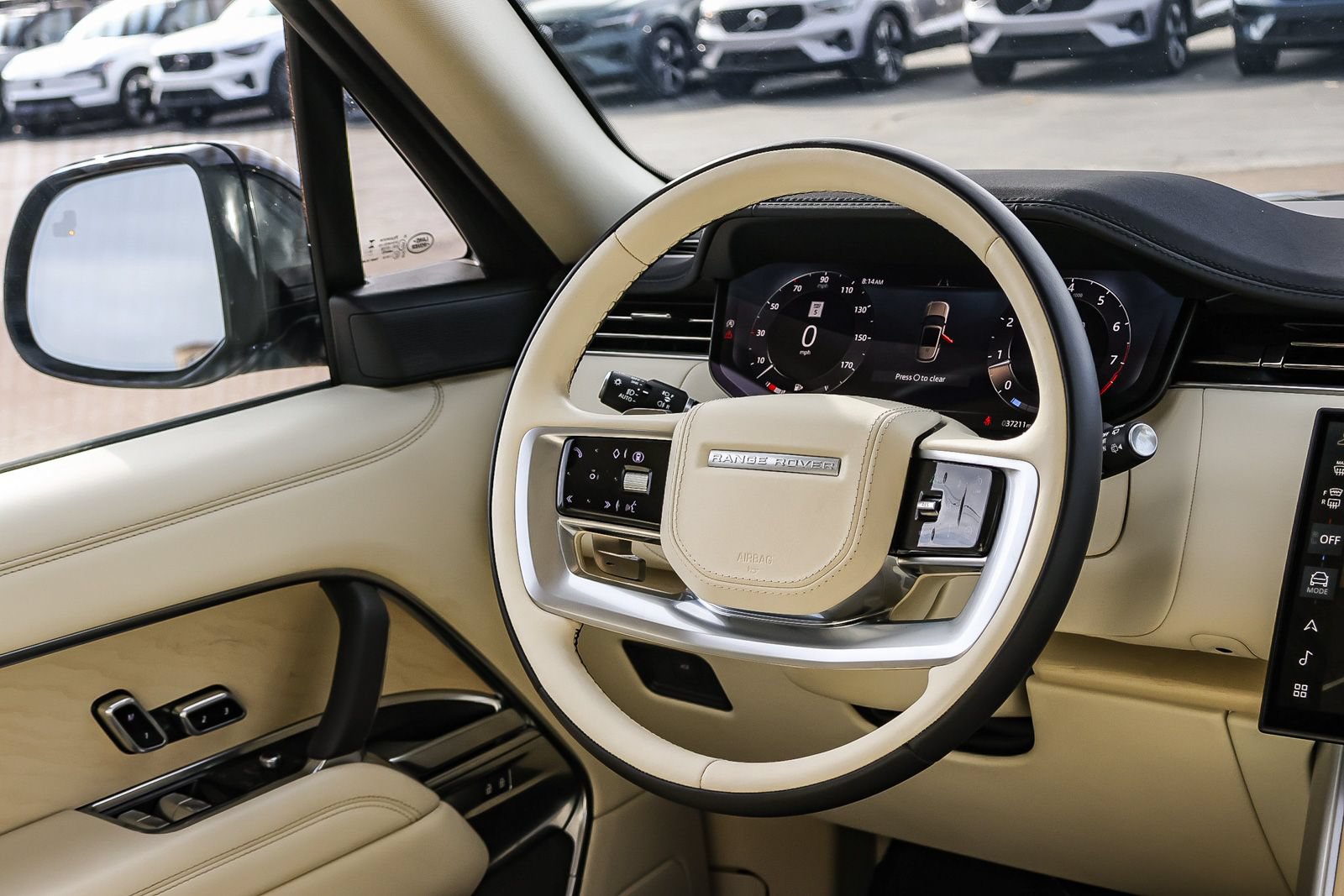 Certified 2024 Land Rover Range Rover SE AWD/4WD image 26