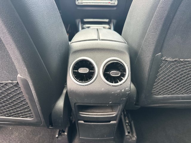 Used 2022 Mercedes-Benz GLB 250 4MATIC image 14