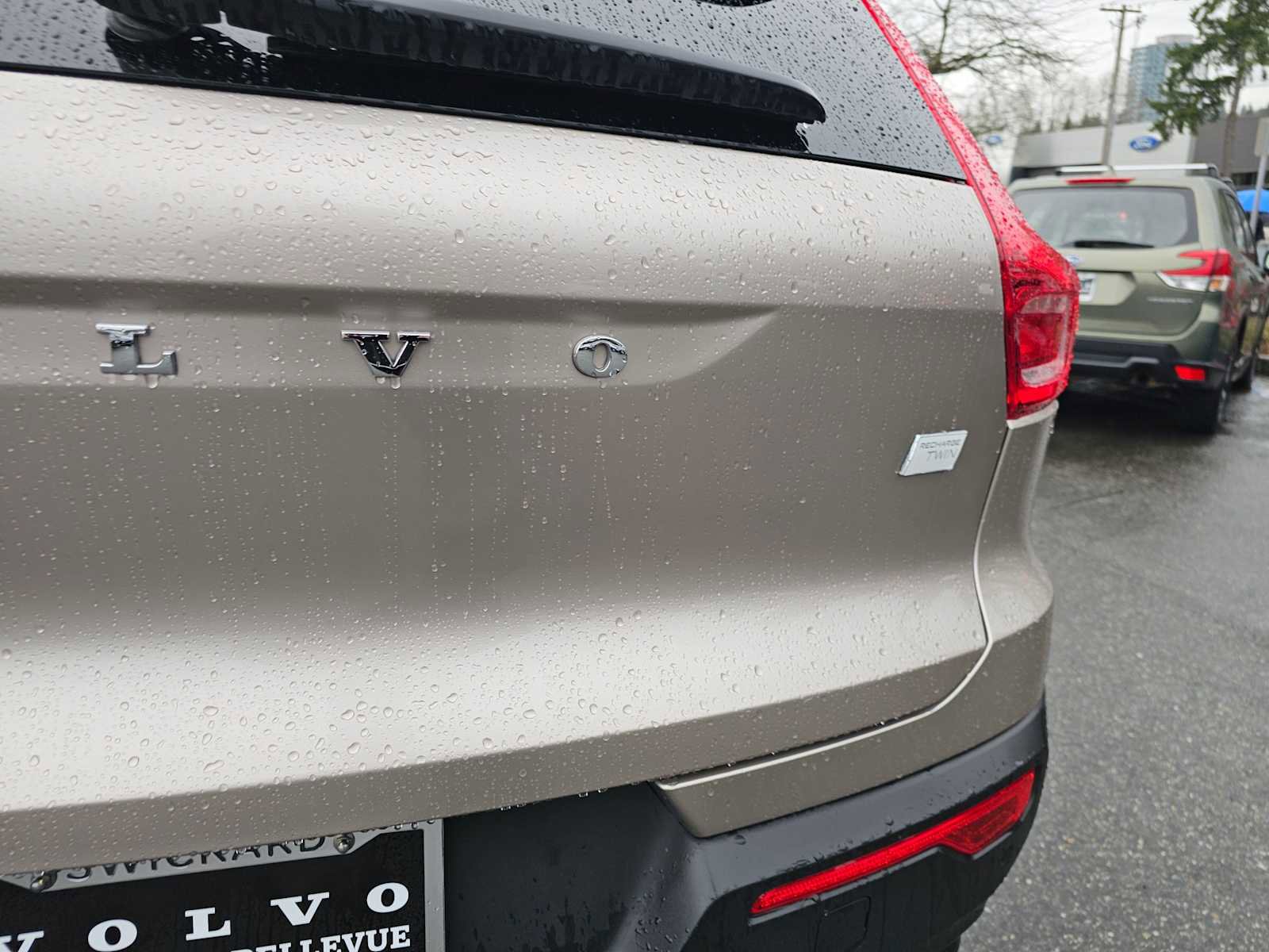 Certified 2023 Volvo XC40 Recharge Plus image 14