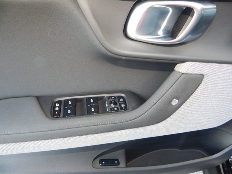 Used 2022 Polestar Polestar 2 w/ Plus Package image 20