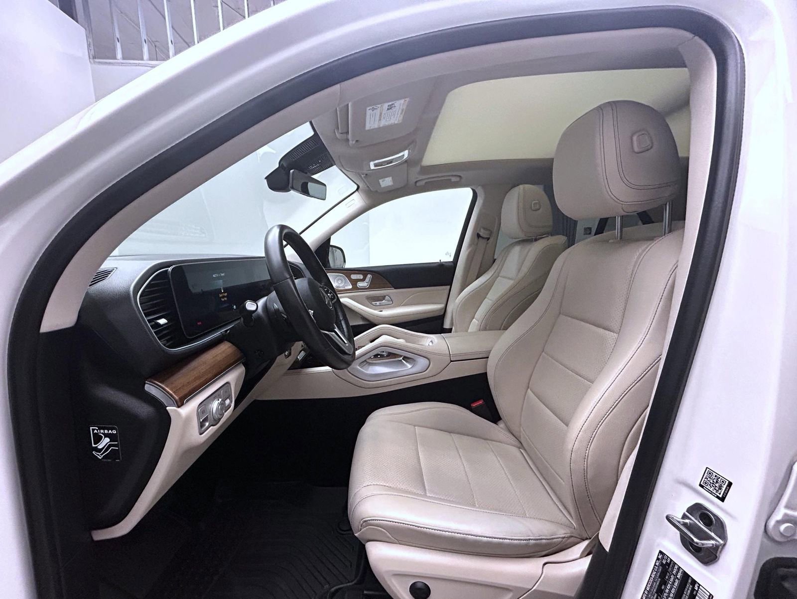 Used 2022 Mercedes-Benz GLE 350 4MATIC image 10