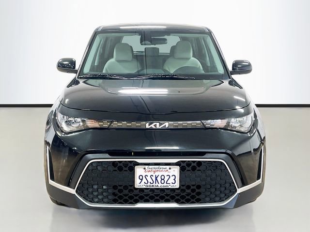Certified 2025 Kia Soul LX FWD image 2