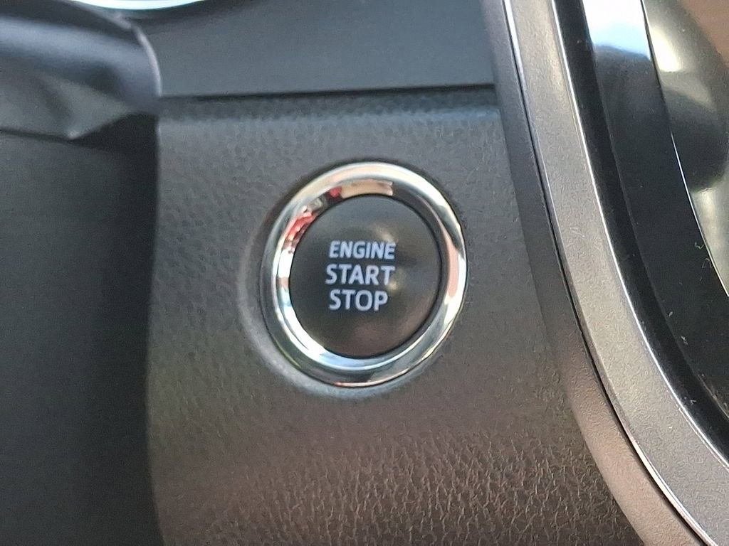 Used 2019 Toyota Camry XSE image 24