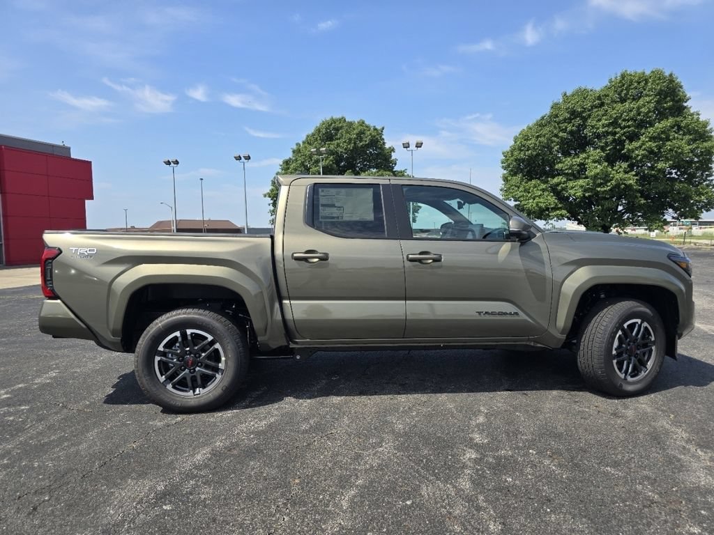 New 2026 Toyota Tacoma TRD Sport AWD/4WD image 19