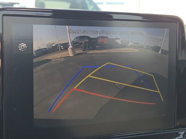 Used 2023 Kia Forte LXS image 3