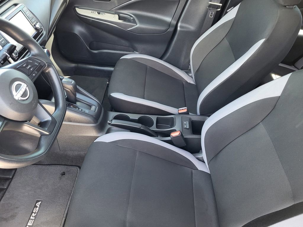 Used 2025 Nissan Versa S FWD image 18