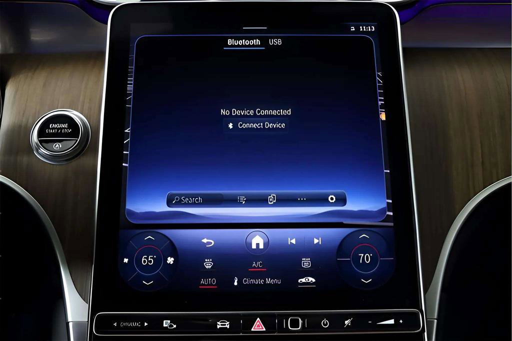 Used 2024 Mercedes-Benz GLC 300 4MATIC image 39