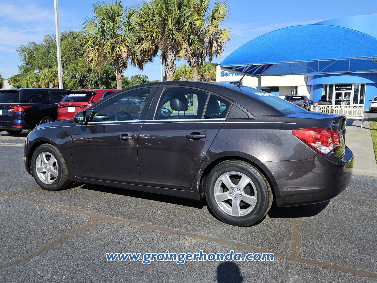 Used 2014 Chevrolet Cruze LT FWD image 3