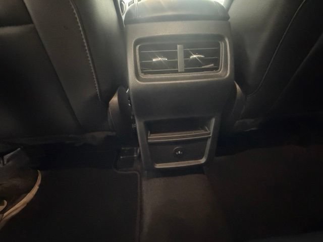 Used 2024 Ford Edge SEL AWD/4WD image 24