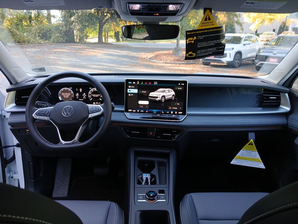 New 2026 Volkswagen Tiguan SE image 12