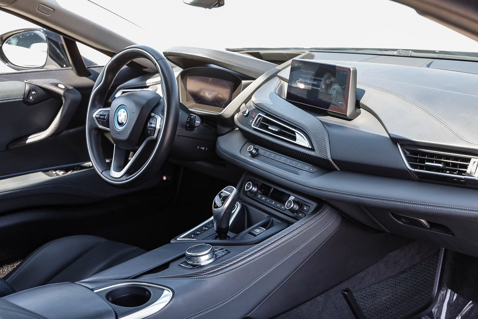 Used 2019 BMW i8 Coupe AWD/4WD image 11
