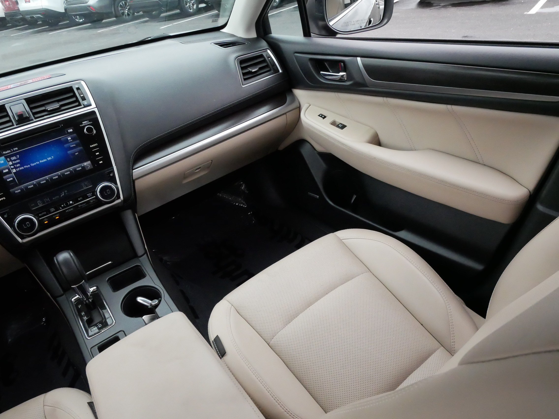 Used 2018 Subaru Legacy 3.6R Limited AWD/4WD image 11
