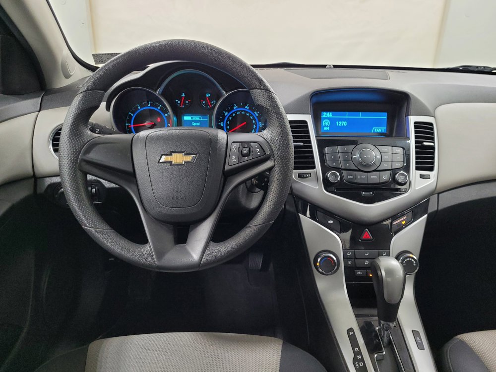 Used 2016 Chevrolet Cruze LS FWD image 22