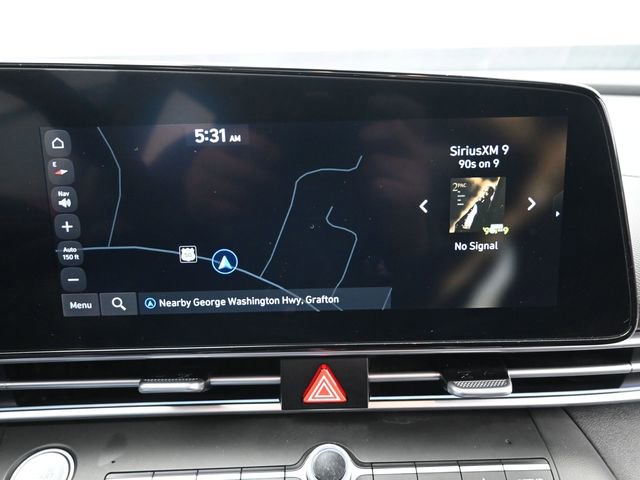 Used 2023 Hyundai Elantra Limited image 16