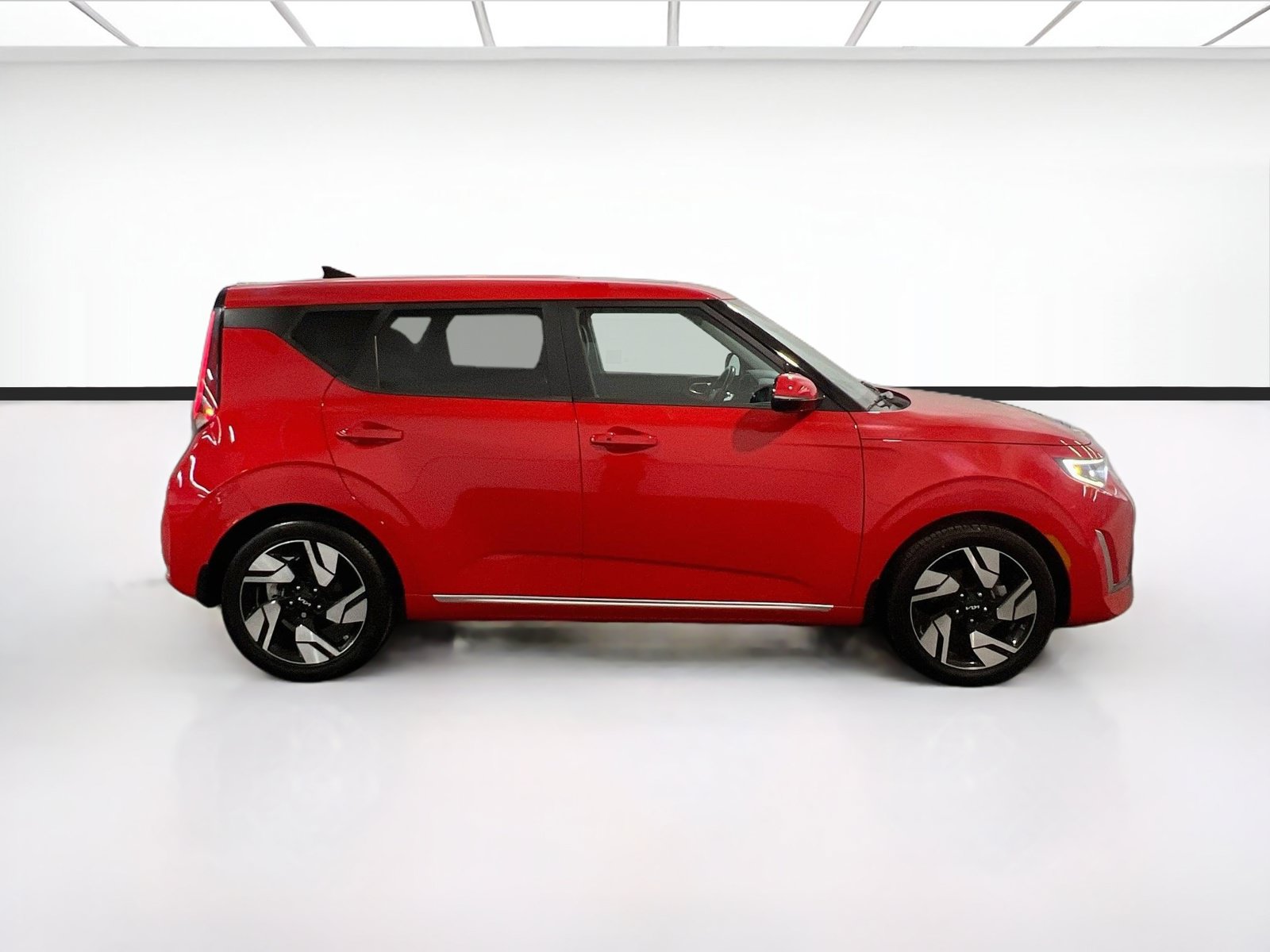 Used 2023 Kia Soul GT-Line w/ GT-Line Technology Package FWD image 25