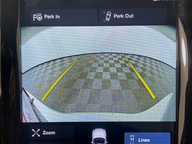 Used 2018 Volvo XC60 T6 Inscription w/ Convenience Package image 15