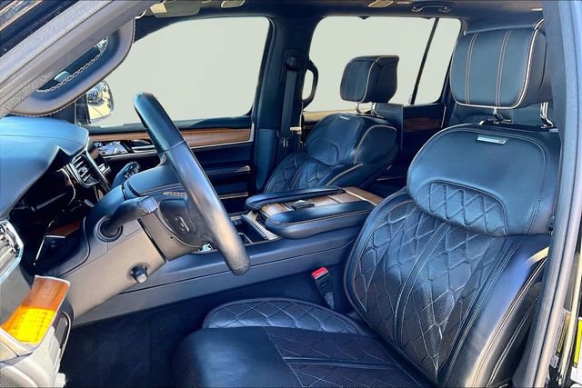 Used 2022 Jeep Grand Wagoneer Series III w/ Rear Seat Video Group 1 image 27