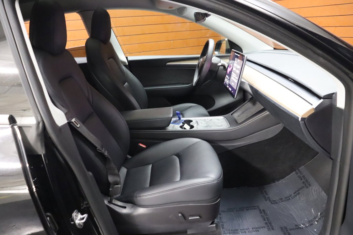 Used 2022 Tesla Model Y Long Range AWD/4WD image 47
