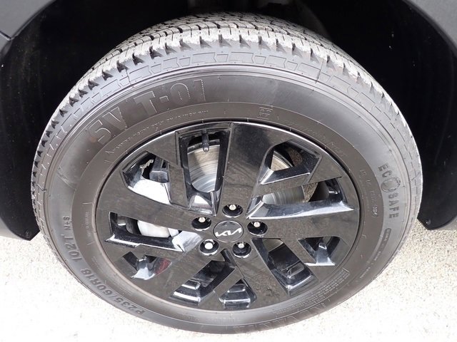 Used 2022 Kia Sorento S image 12