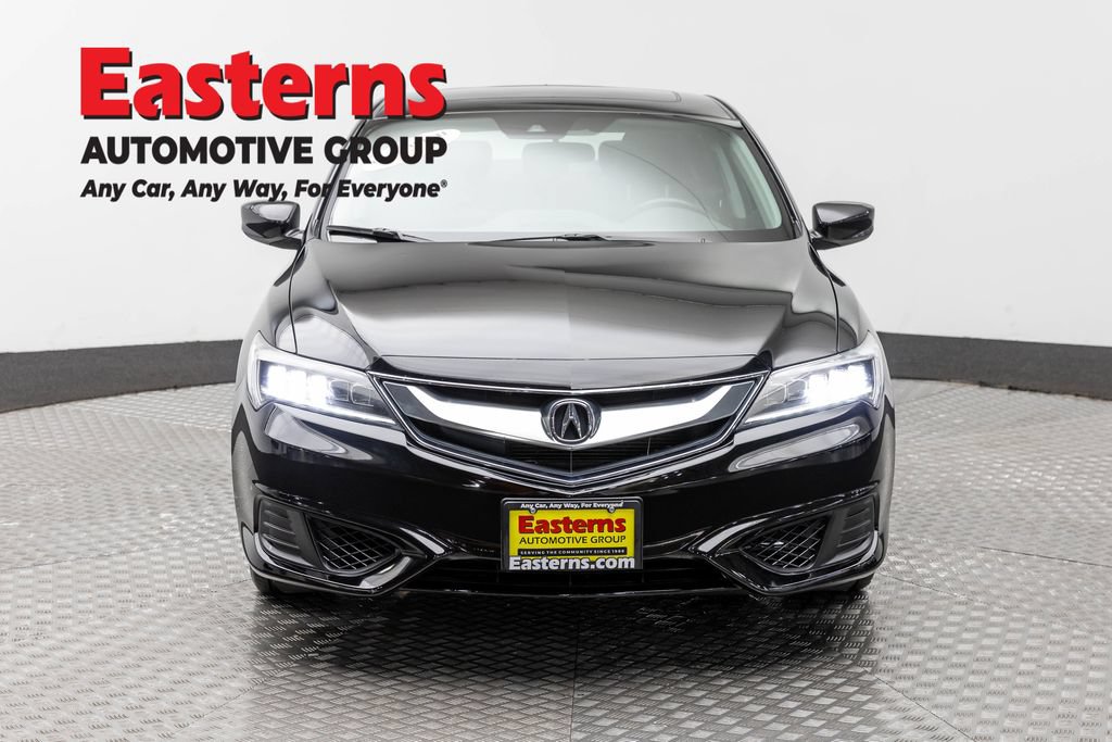 Used 2018 Acura ILX FWD image 2