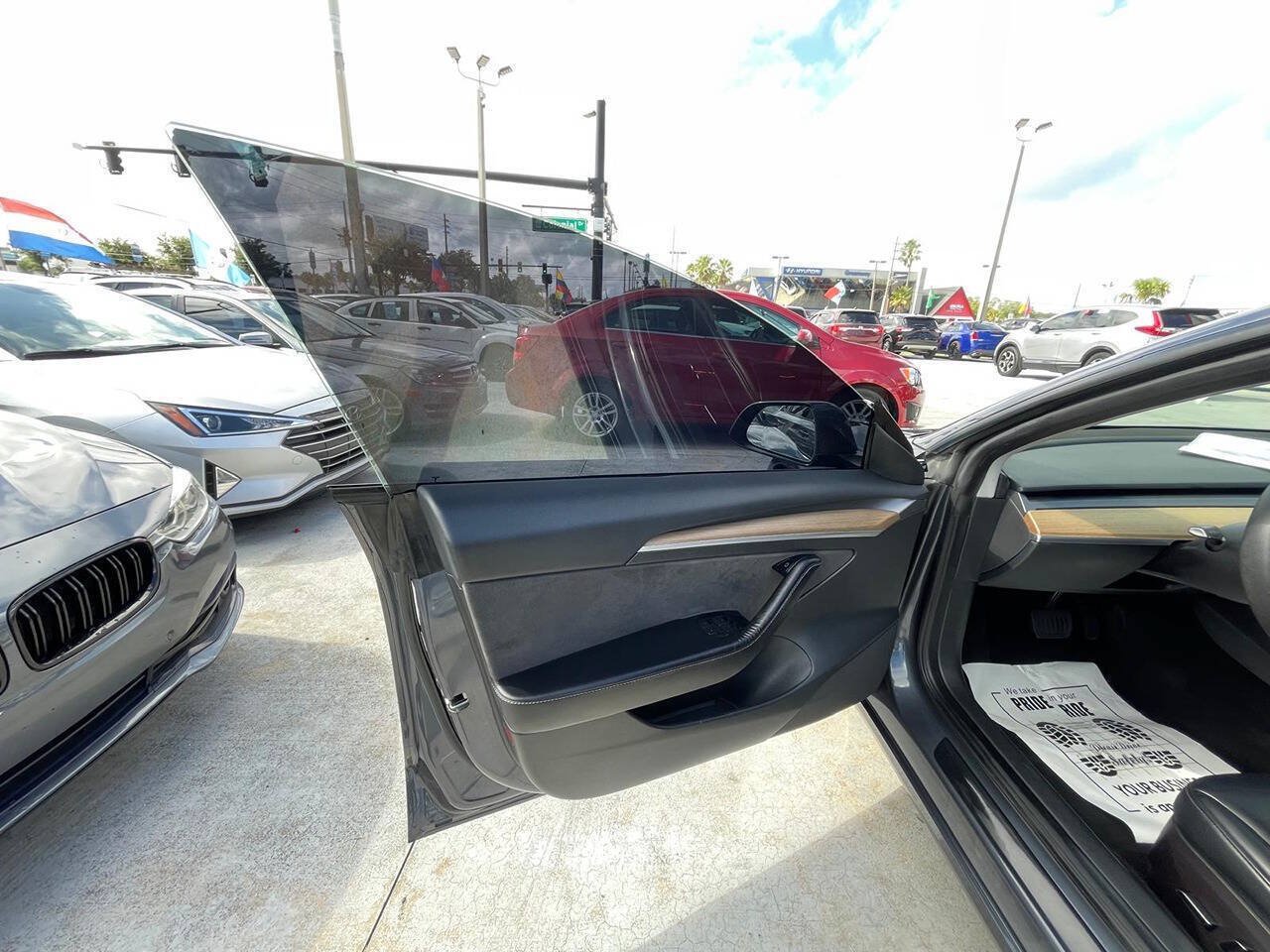 Used 2023 Tesla Model 3 Standard Range RWD image 9