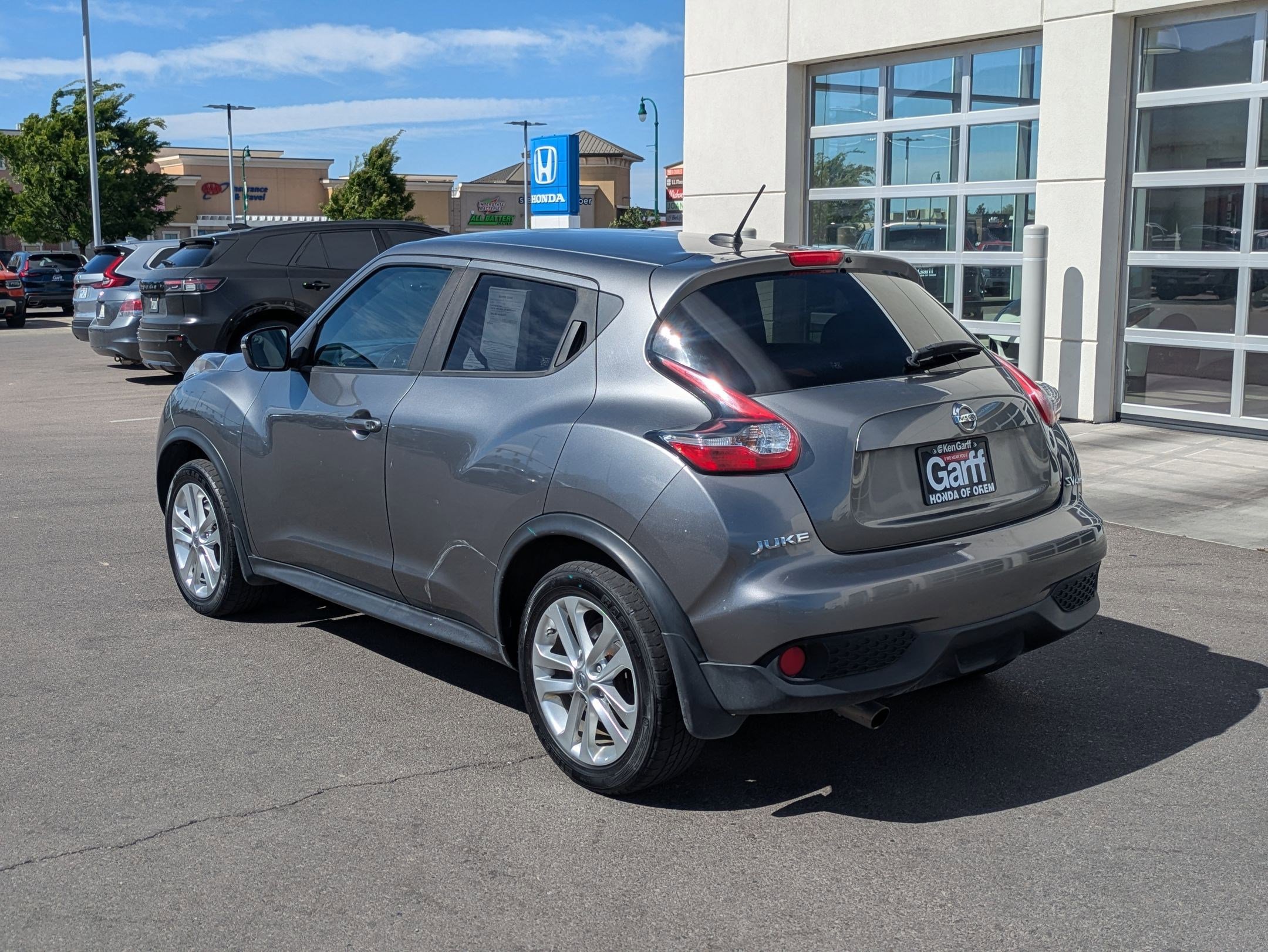 Used 2015 Nissan Juke SV AWD/4WD image 8