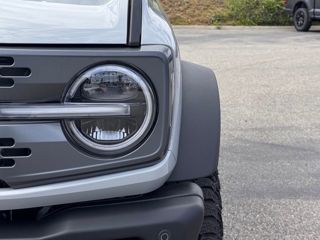 New 2026 Ford Bronco Badlands image 8