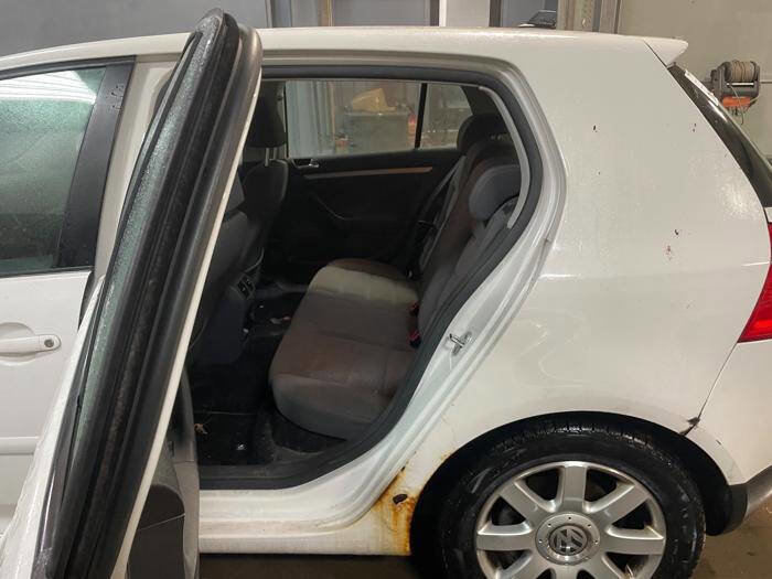 Used 2008 Volkswagen Rabbit S image 23