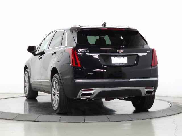 Certified 2022 Cadillac XT5 Premium Luxury w/ Technology Package image 3