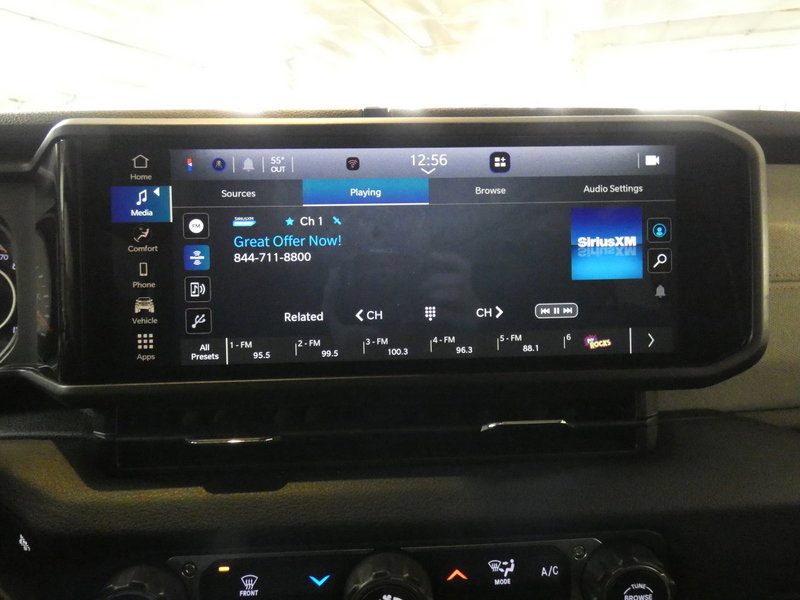 Used 2024 Jeep Wrangler Unlimited Sport image 12