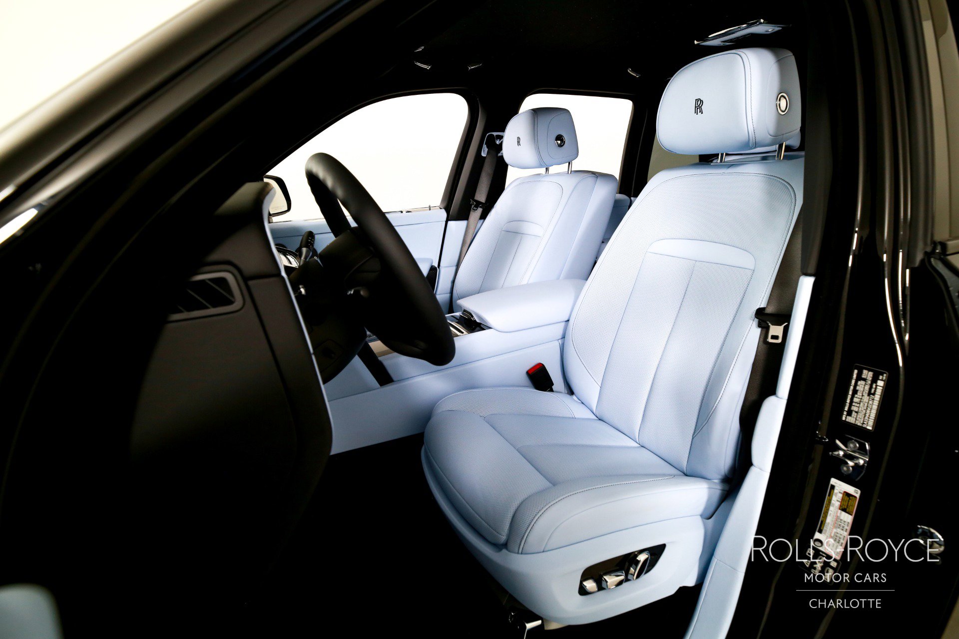 New 2027 Rolls-Royce Cullinan Black Badge AWD/4WD image 13