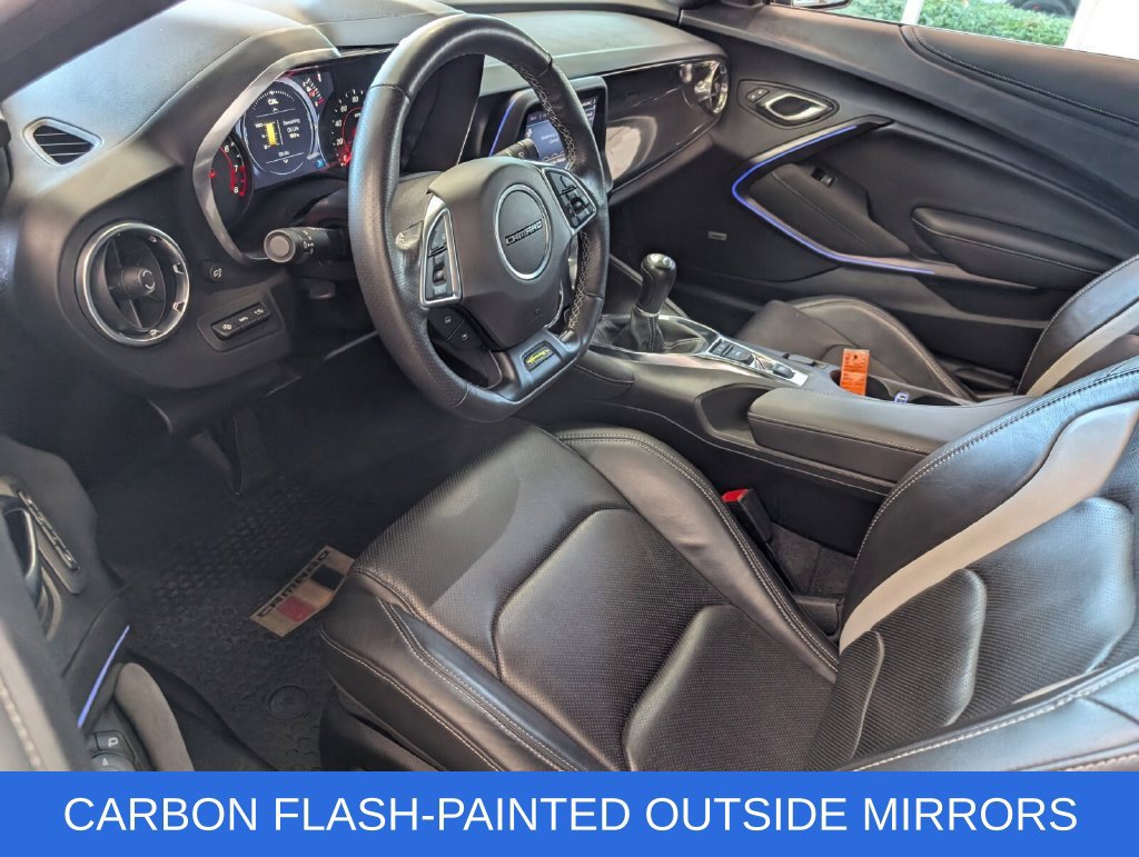 Used 2021 Chevrolet Camaro LT RWD image 7