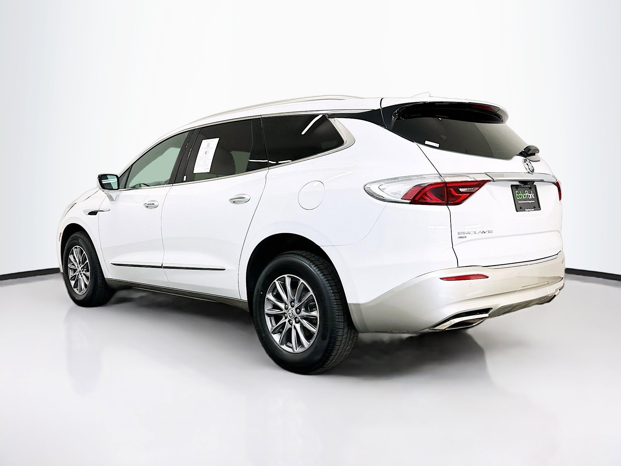Used 2024 Buick Enclave Premium image 5