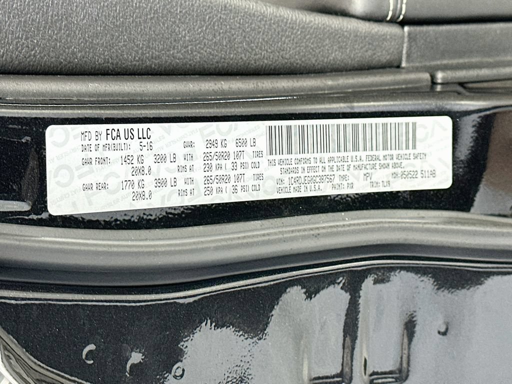 Used 2016 Dodge Durango Citadel w/ Technology Group AWD/4WD image 36