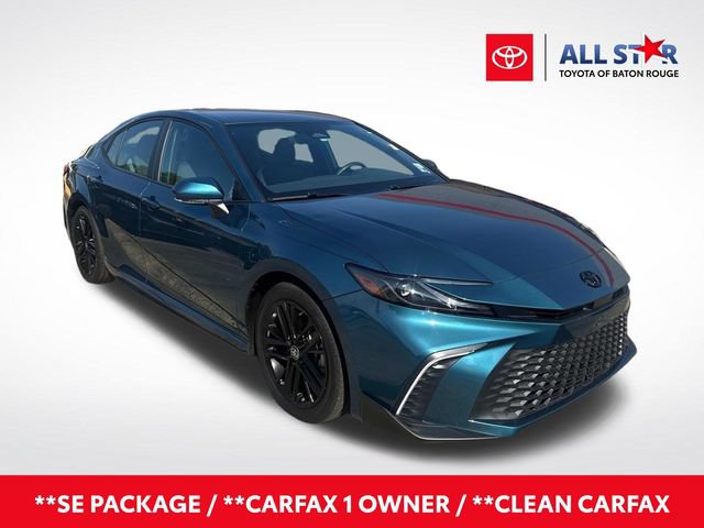 Used 2025 Toyota Camry SE w/ Convenience Package FWD image 1