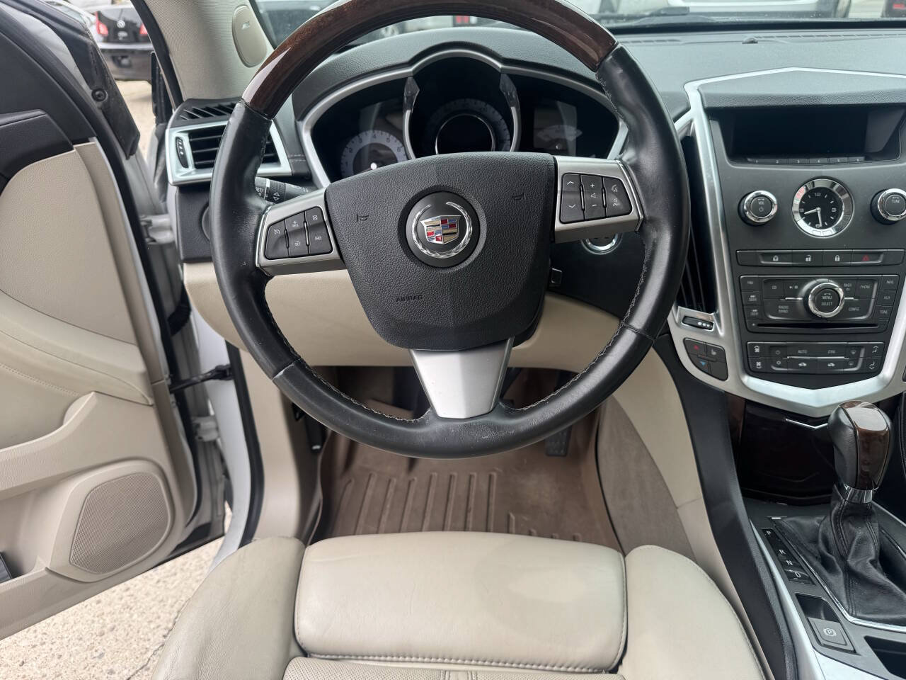 Used 2011 Cadillac SRX Luxury FWD image 19