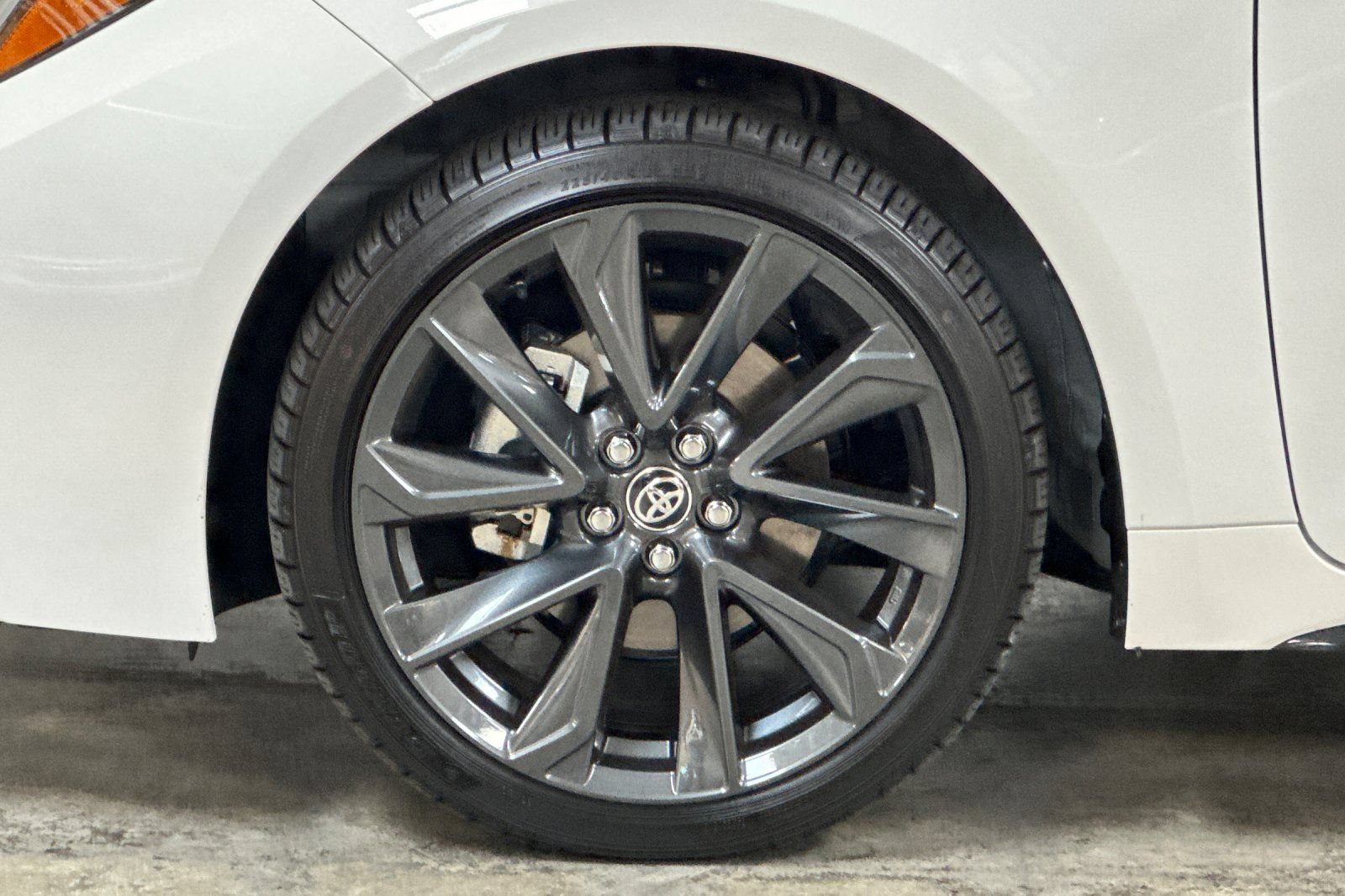 Used 2026 Toyota Corolla SE w/ SE Premium Package FWD image 25