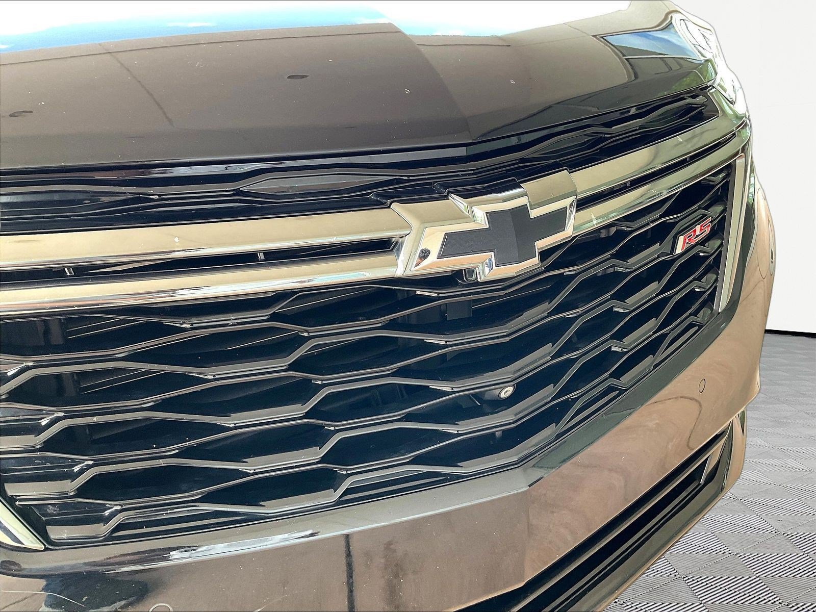 Used 2022 Chevrolet Equinox RS w/ Infotainment Package FWD image 31
