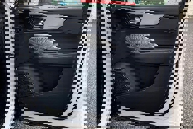 Used 2023 Acura MDX SH-AWD w/ Technology Package image 24