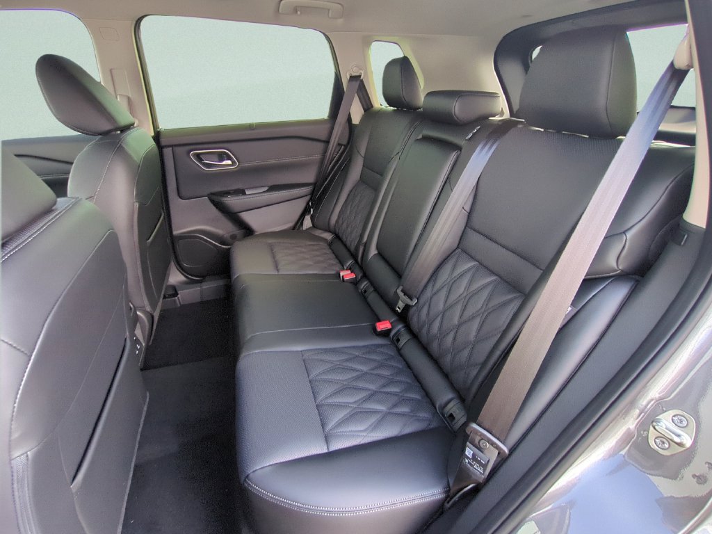Certified 2026 Nissan Rogue Platinum w/ Platinum Premium Package AWD/4WD image 22