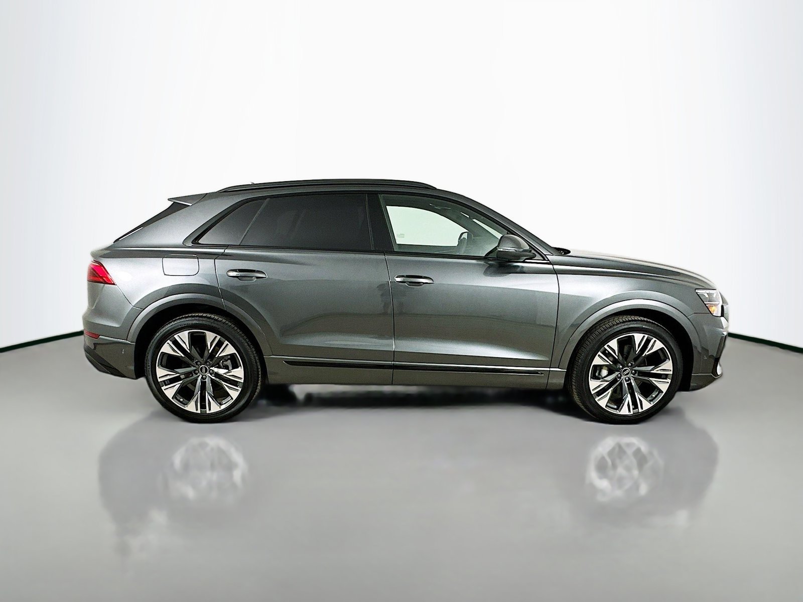 New 2026 Audi Q8 Premium Plus AWD/4WD image 4