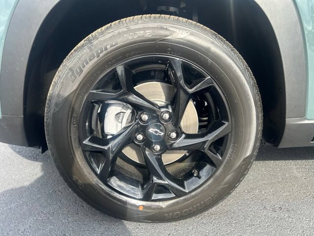 New 2026 Chevrolet Trax LT w/ Driver Confidence Package FWD image 9