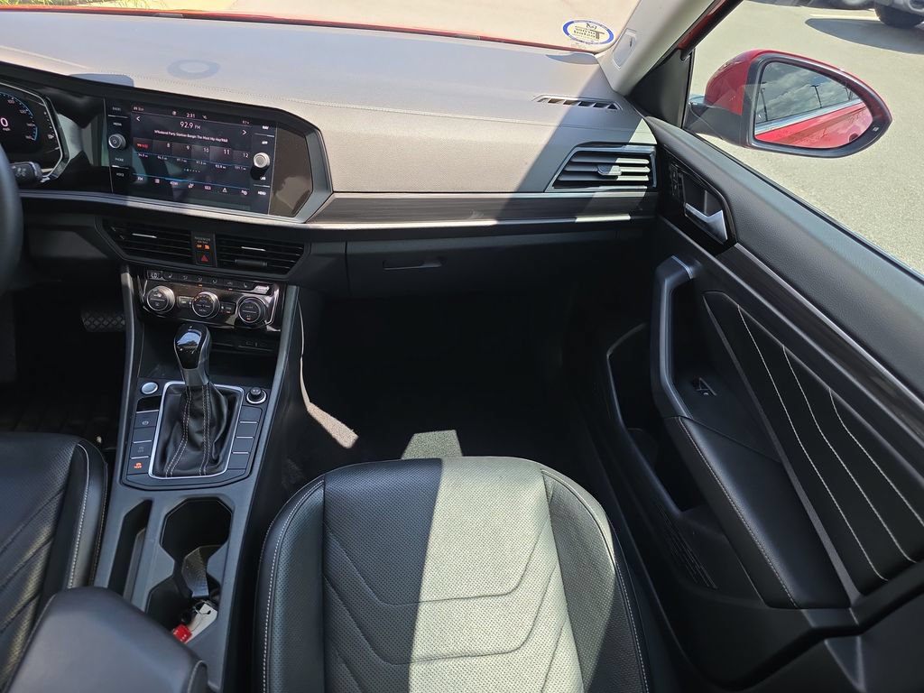 Used 2022 Volkswagen Jetta SEL FWD image 16