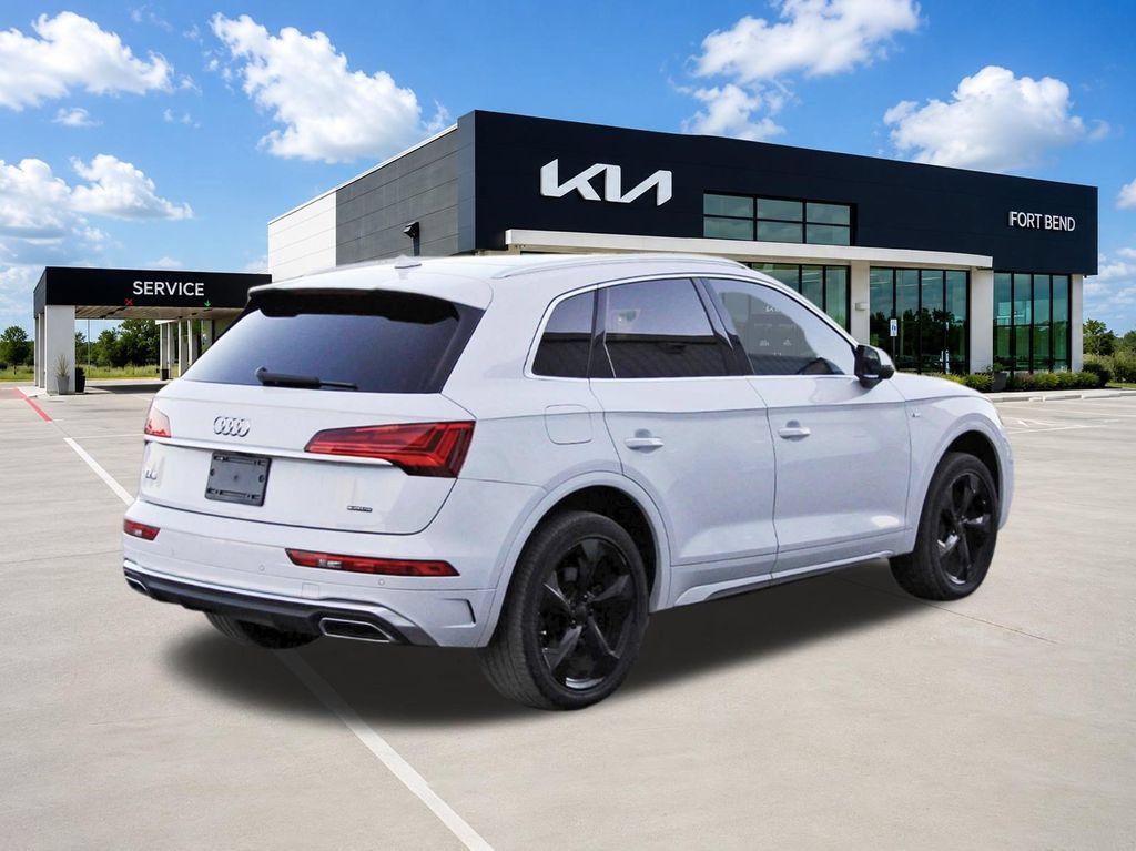 Used 2022 Audi Q5 2.0T Premium Plus w/ Premium Plus Package AWD/4WD image 5