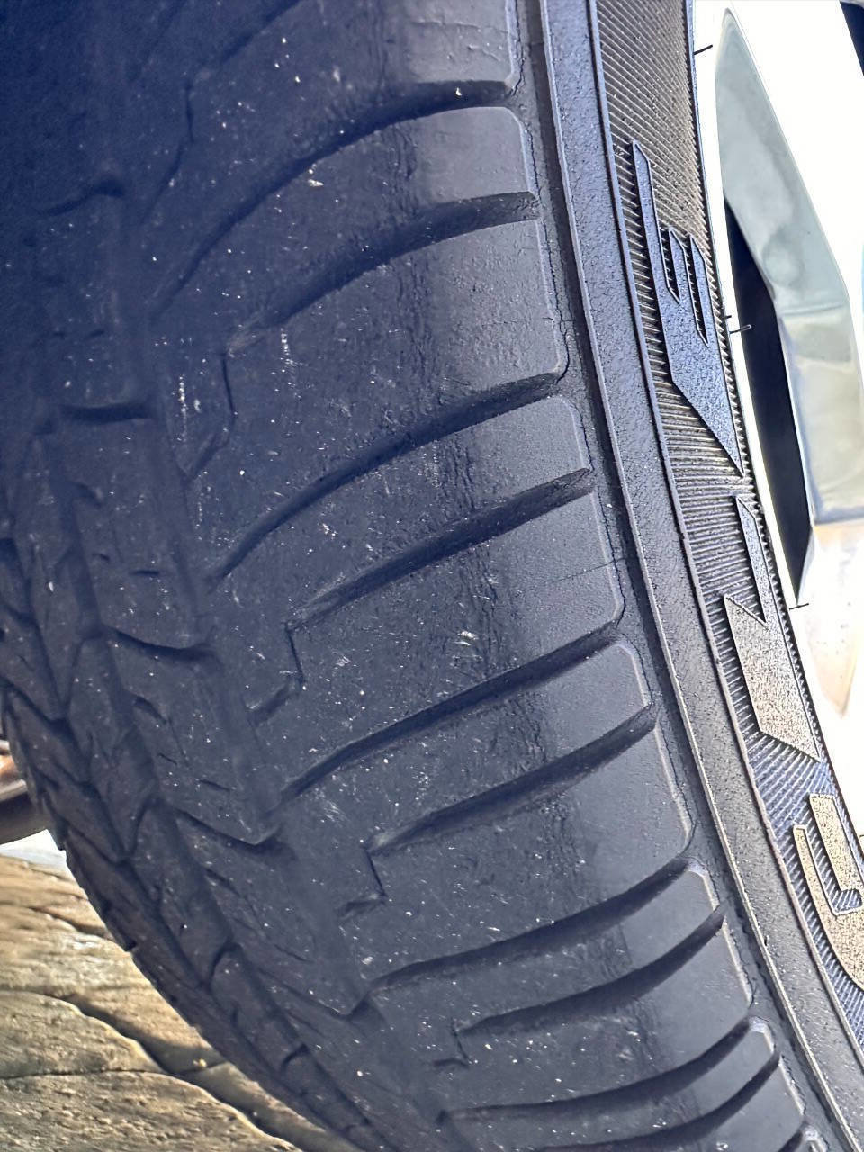 Used 2007 Chevrolet Monte Carlo SS w/ Silver Rally Stripe Package FWD image 42