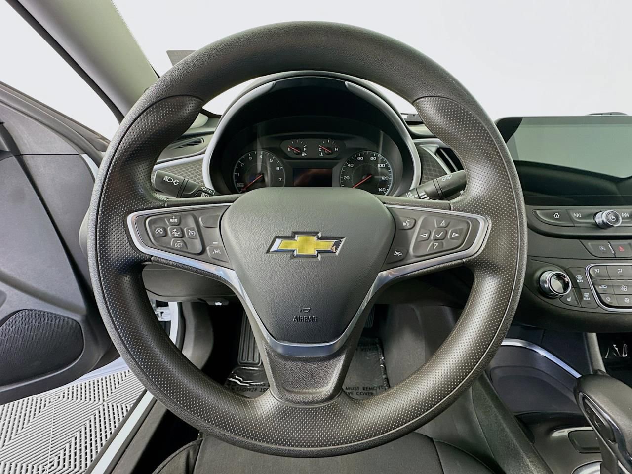 Used 2023 Chevrolet Malibu LT image 34