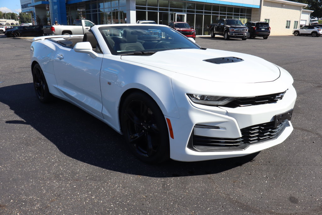 Used 2024 Chevrolet Camaro SS RWD image 27