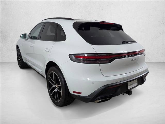 Certified 2025 Porsche Macan video 3