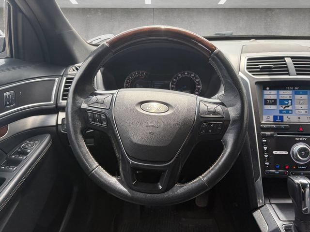 Used 2017 Ford Explorer Platinum AWD/4WD image 21