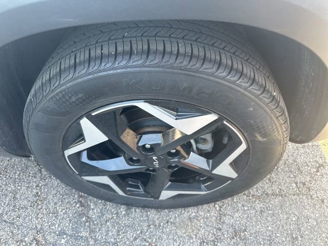 Used 2025 Kia Seltos EX w/ EX Sunroof Package AWD/4WD image 7
